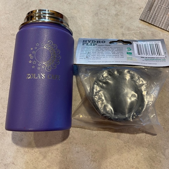 Like new 12oz Hydro Flask with NWT Flip Lid - Picture 2 of 4